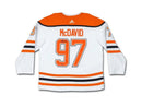 UDA Connor McDavid Autographed Edmonton Oilers Reverse Retro White Adidas Jersey - Cartes Sportives Rive Sud