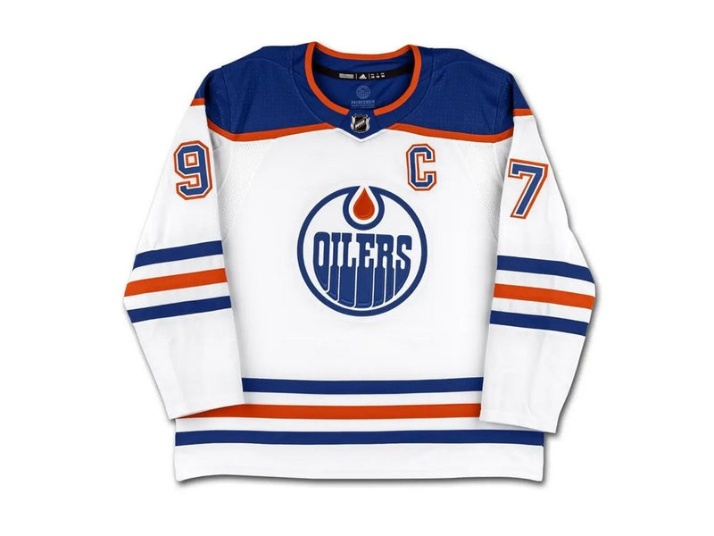 UDA Connor McDavid Autographed Edmonton Oilers White Adidas Jersey - Cartes Sportives Rive Sud